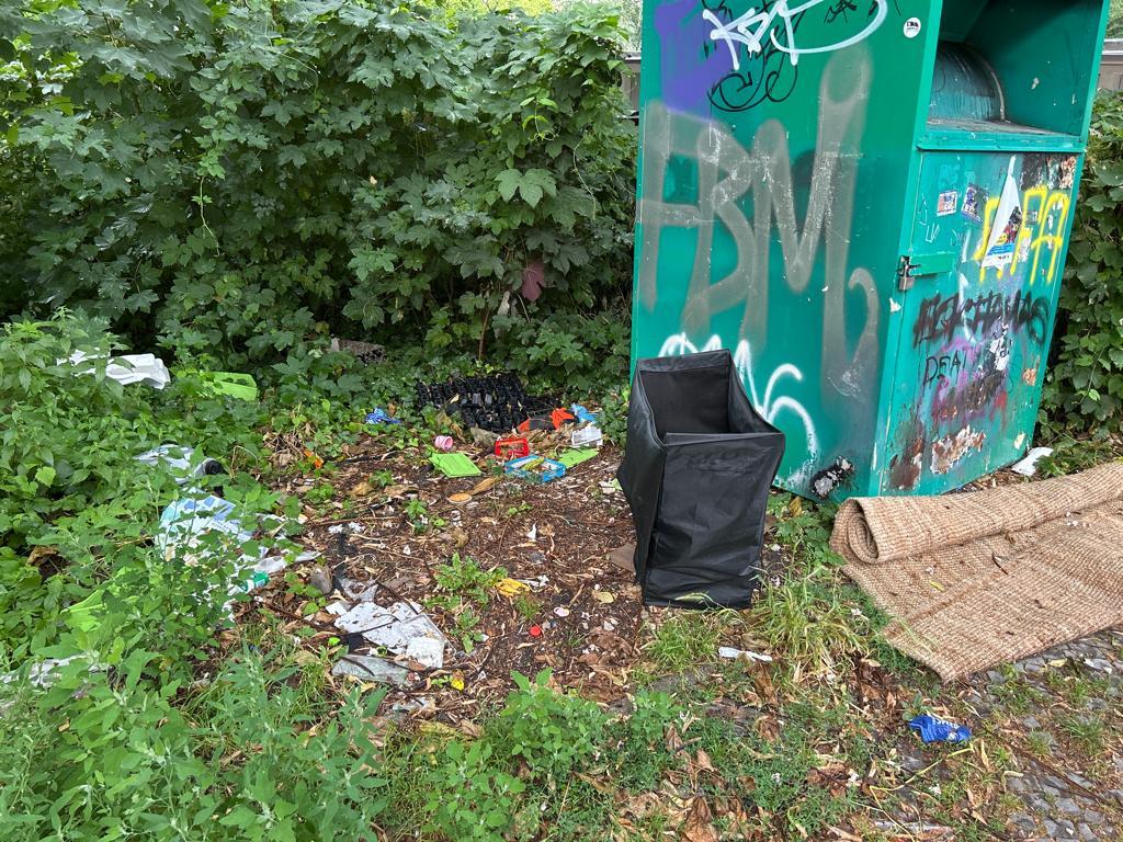 Foto zur Meldung: Abfall - Müllablagerung