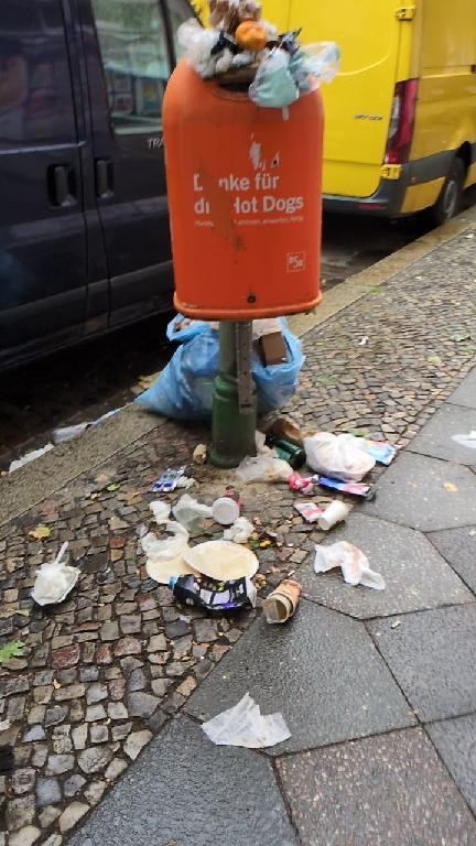 Foto zur Meldung: Abfall - Papierkörbe
