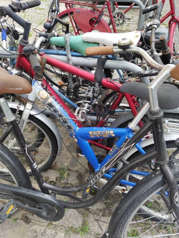 Foto zur Meldung: Abfall - Schrottfahrräder liste