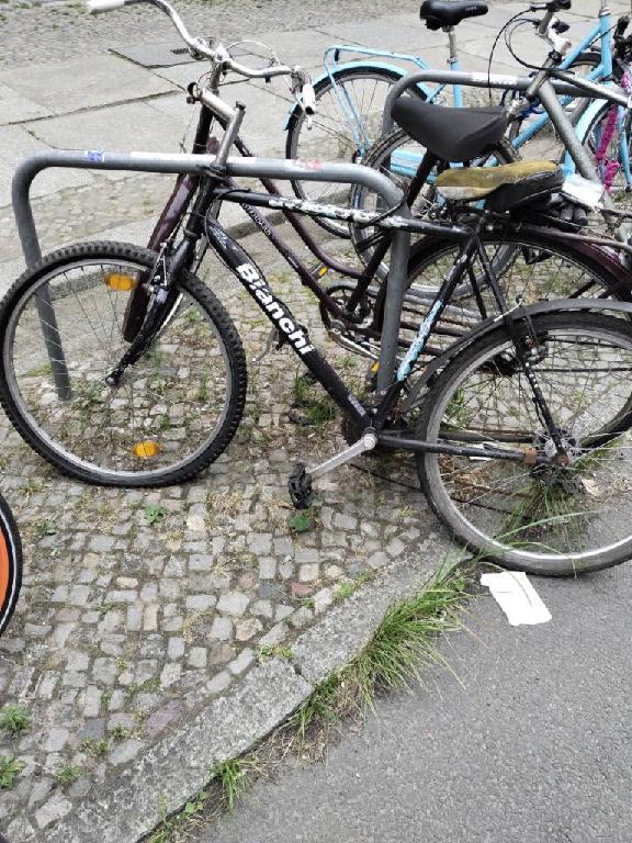 Foto zur Meldung: Abfall - Schrottfahrräder liste