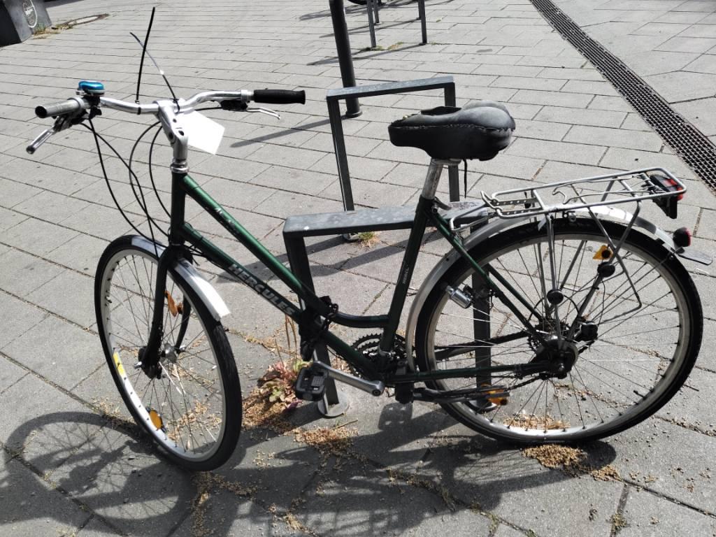 Foto zur Meldung: Abfall - Schrottfahrräder