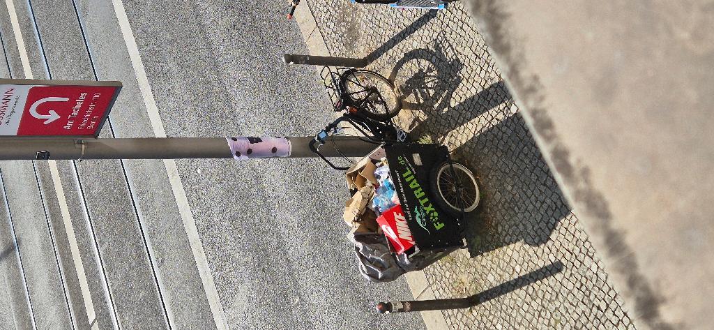 Foto zur Meldung: Abfall - Schrottfahrräder pr.