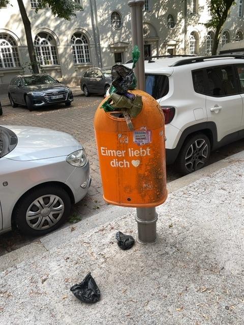 Foto zur Meldung: Abfall - Papierkörbe