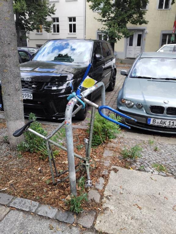 Foto zur Meldung: Abfall - Schrottfahrräder liste