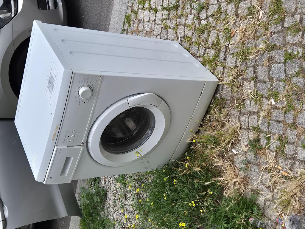 Foto zur Meldung: Abfall - Elektroschrott