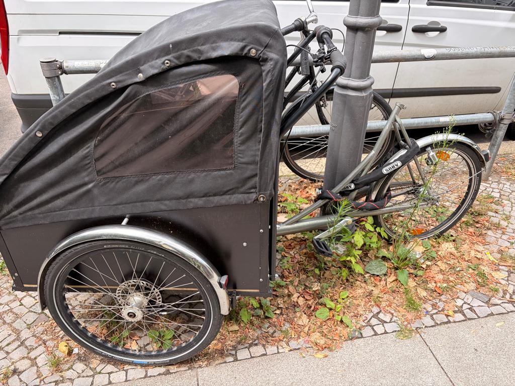 Foto zur Meldung: Abfall - Schrottfahrräder pr.