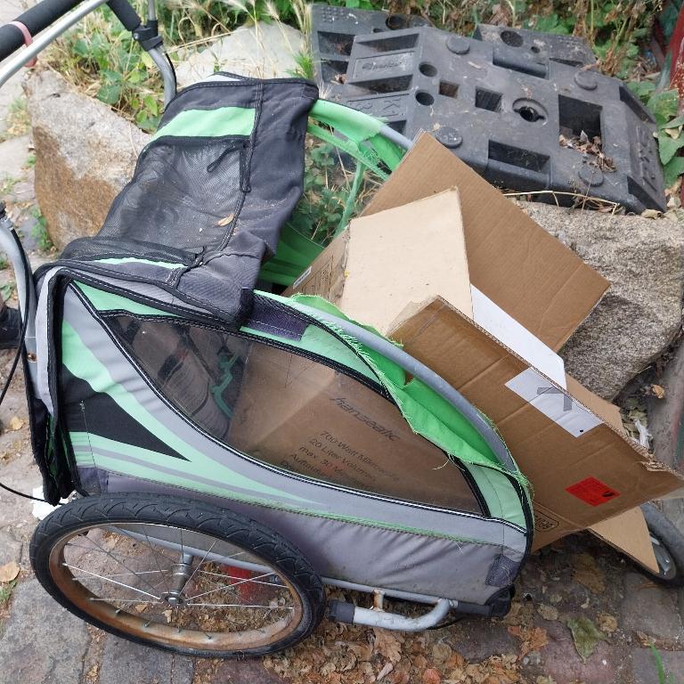 Foto zur Meldung: Abfall - Schrottfahrräder pr./nicht vorhanden