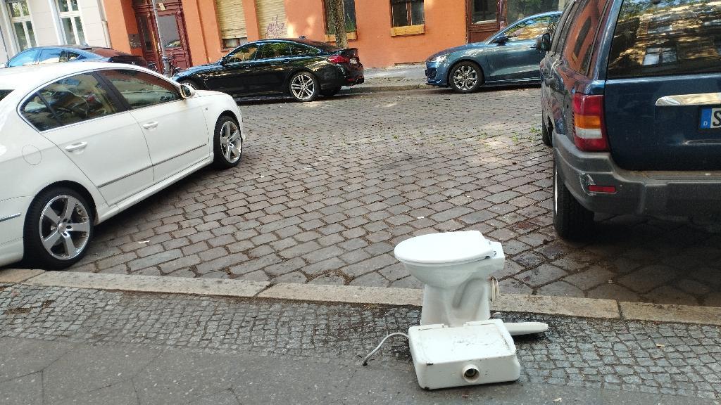Foto zur Meldung: Bauabfälle abgelagert