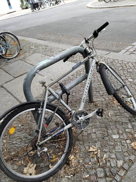 Foto zur Meldung: Abfall - Schrottfahrräder liste
