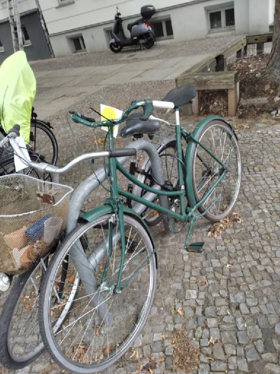 Foto zur Meldung: Abfall - Schrottfahrräder liste