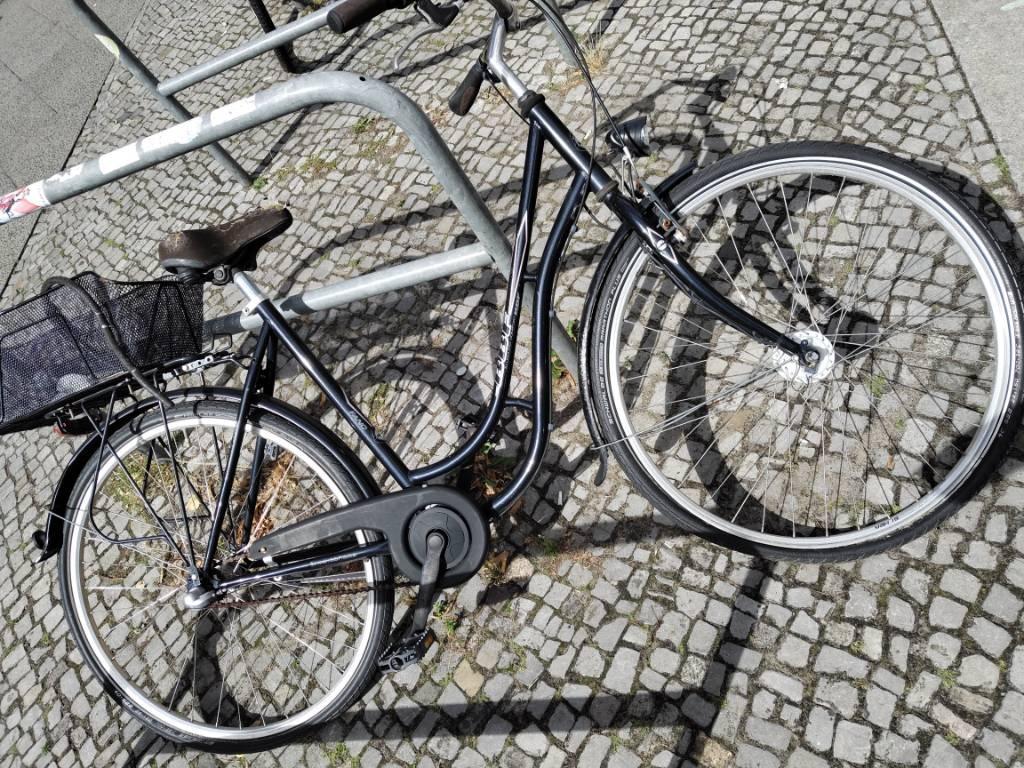 Foto zur Meldung: Abfall - Schrottfahrräder entsorgt