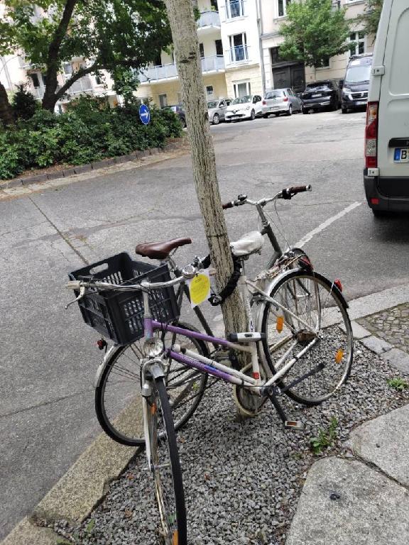 Foto zur Meldung: Abfall - Schrottfahrräder liste