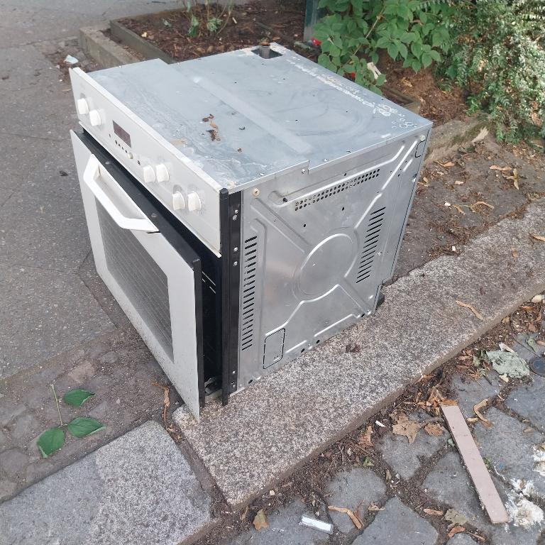 Foto zur Meldung: Abfall - Elektroschrott