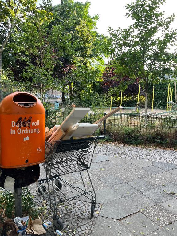 Foto zur Meldung: Abfall - Elektroschrott