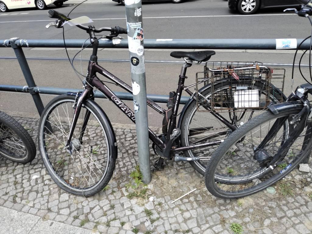 Foto zur Meldung: Abfall - Schrottfahrräder liste