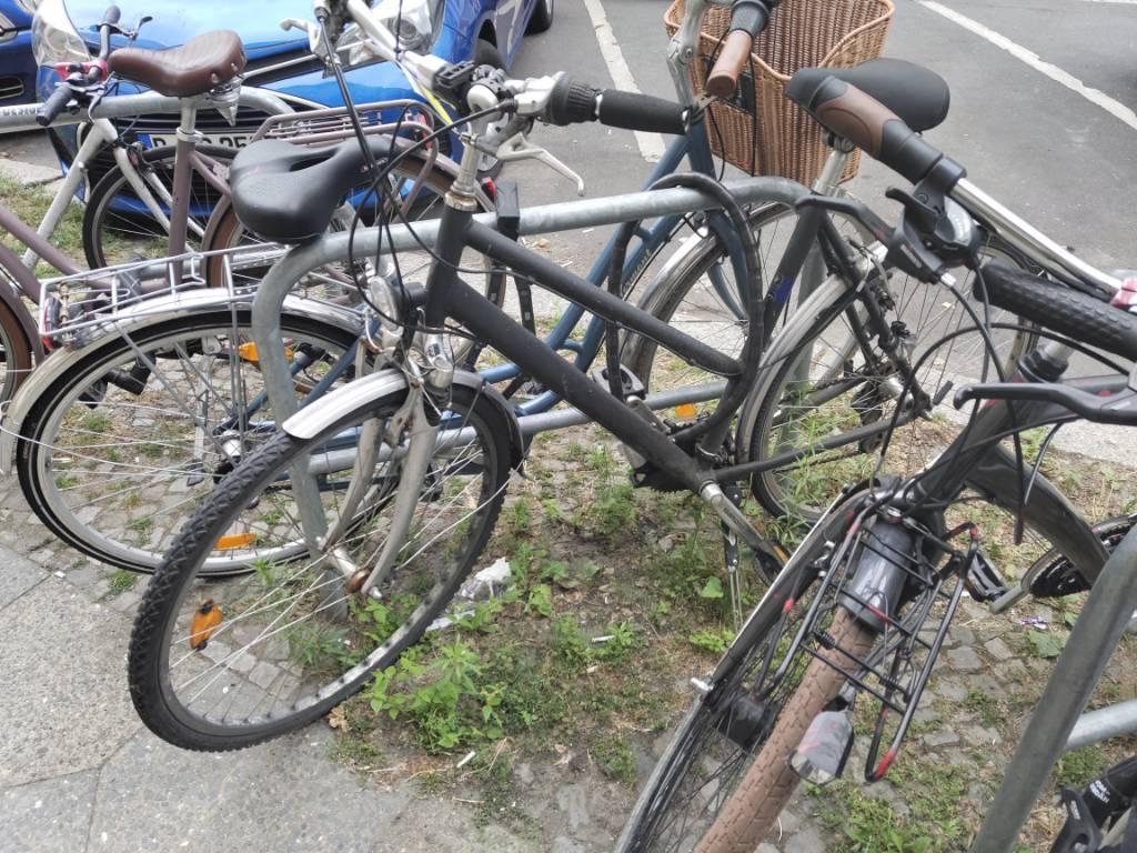 Foto zur Meldung: Abfall - Schrottfahrräder liste