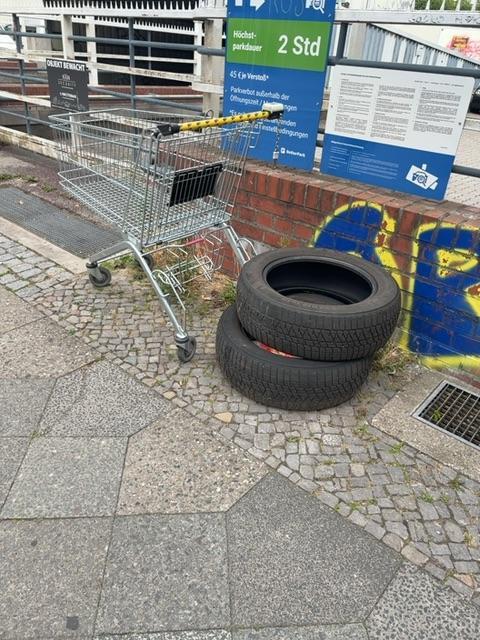 Foto zur Meldung: Abfall - Elektroschrott