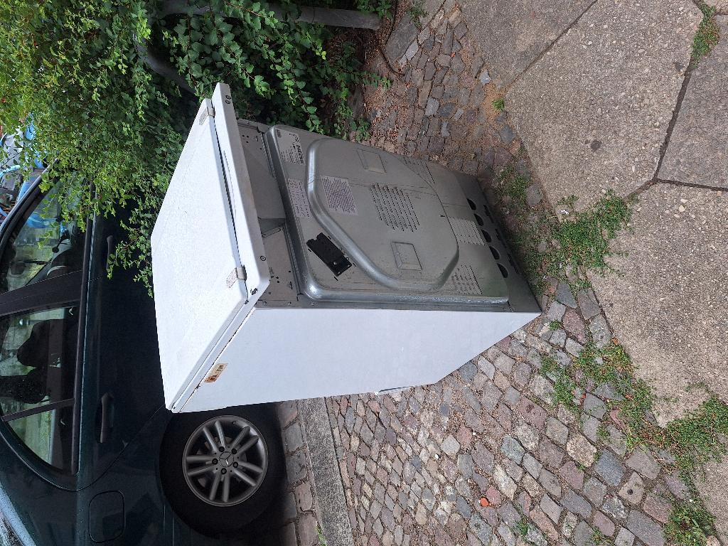 Foto zur Meldung: Abfall - Elektroschrott