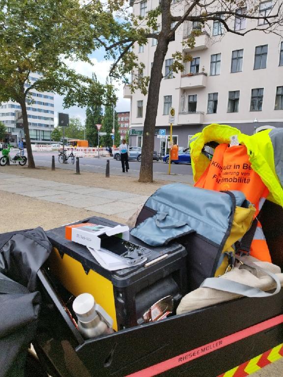 Foto zur Meldung: Abfall - Schrottfahrräder