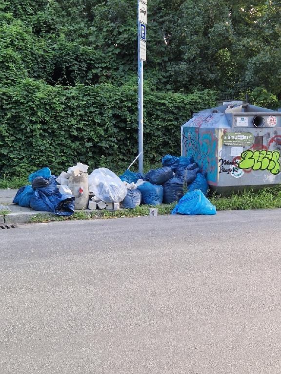 Foto zur Meldung: Abfall - Müllablagerung