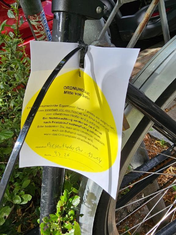 Foto zur Meldung: Abfall - Schrottfahrräder