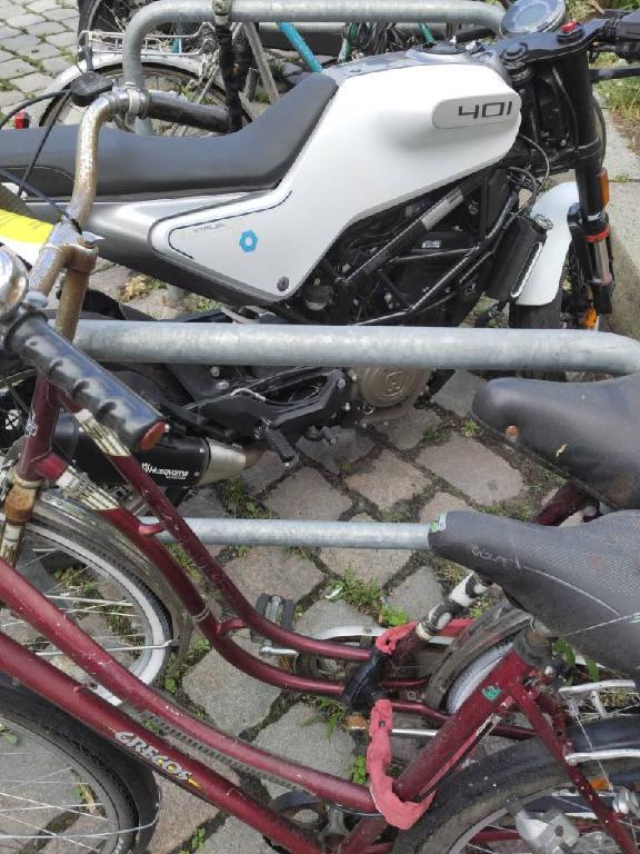 Foto zur Meldung: Abfall - Schrottfahrräder liste