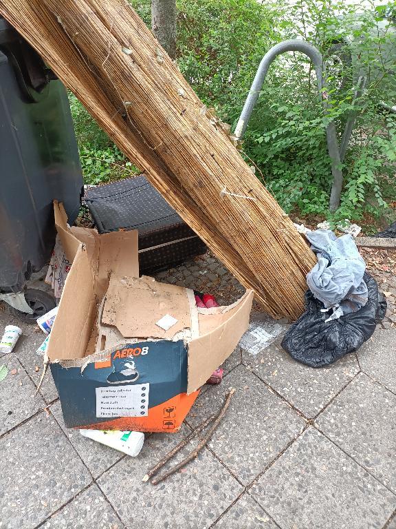 Foto zur Meldung: Abfall - Müllablagerung