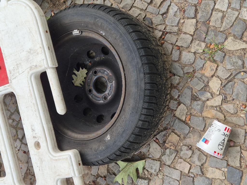 Foto zur Meldung: Abfall - Elektroschrott