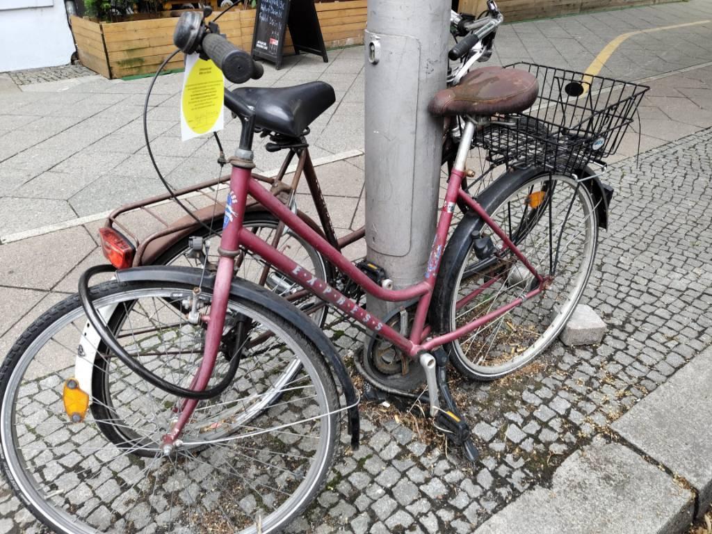 Foto zur Meldung: Abfall - Schrottfahrräder liste