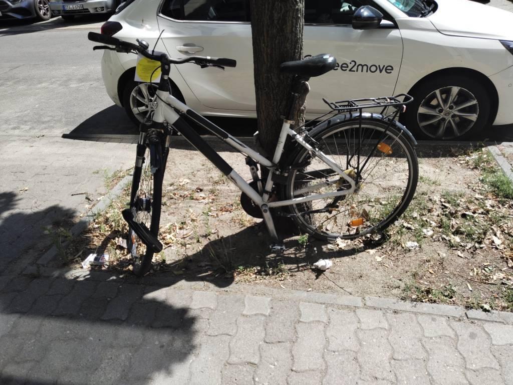Foto zur Meldung: Abfall - Schrottfahrräder liste