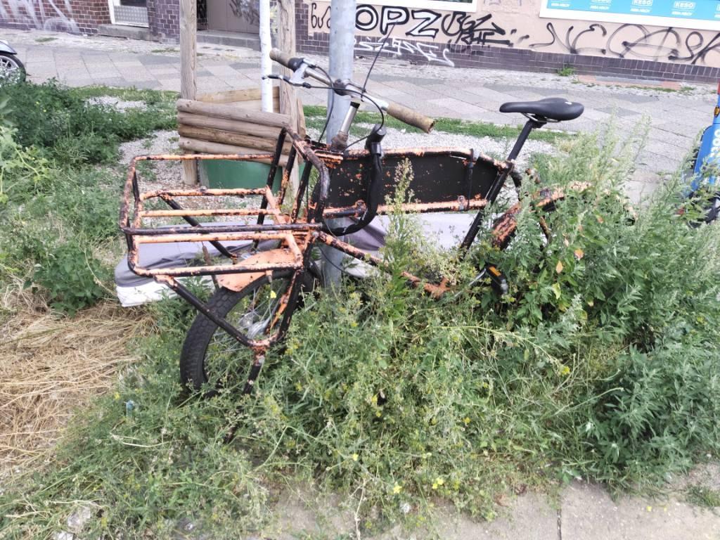 Foto zur Meldung: Abfall - Schrottfahrräder liste
