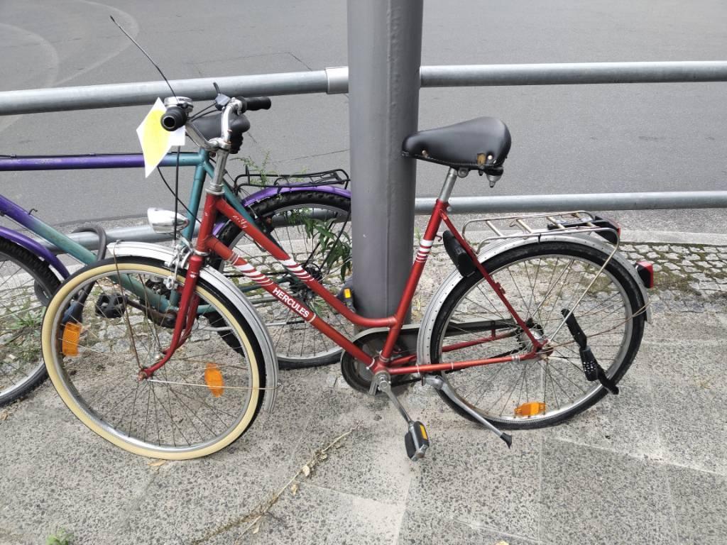 Foto zur Meldung: Abfall - Schrottfahrräder liste