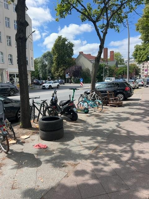Foto zur Meldung: Abfall - Elektroschrott