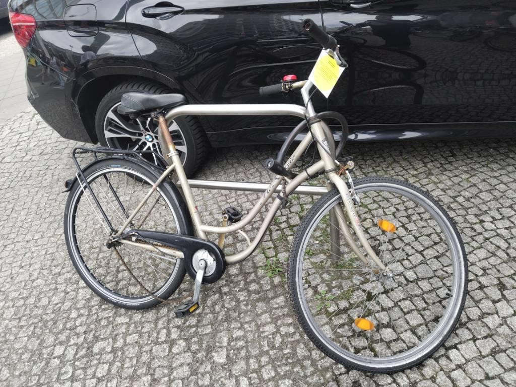 Foto zur Meldung: Abfall - Schrottfahrräder