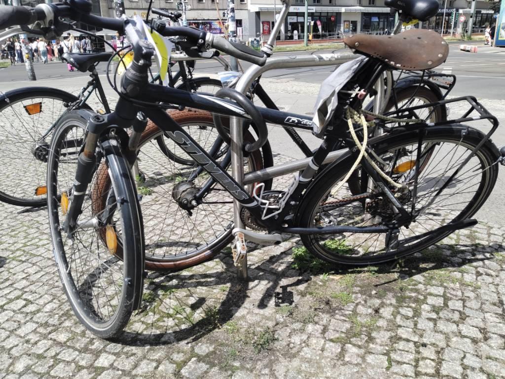 Foto zur Meldung: Abfall - Schrottfahrräder liste