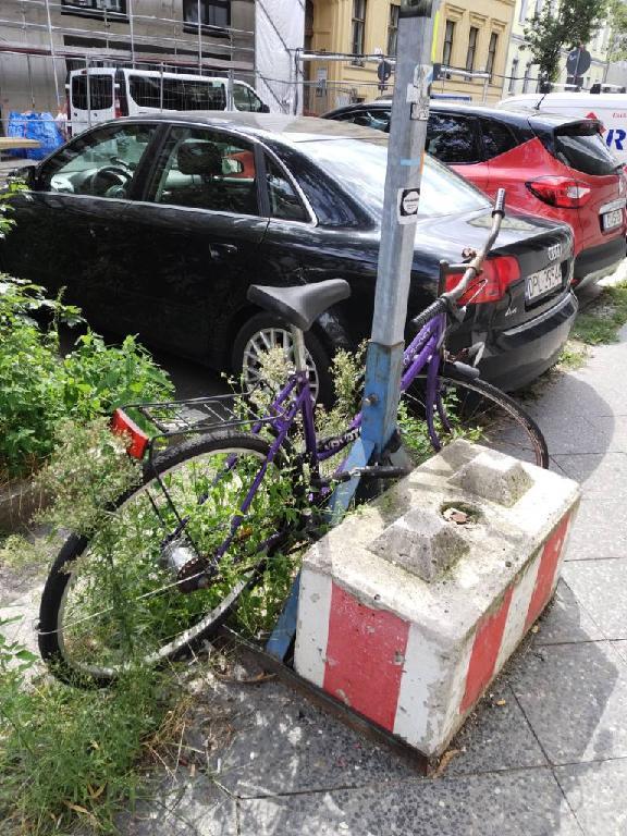 Foto zur Meldung: Abfall - Schrottfahrräder liste