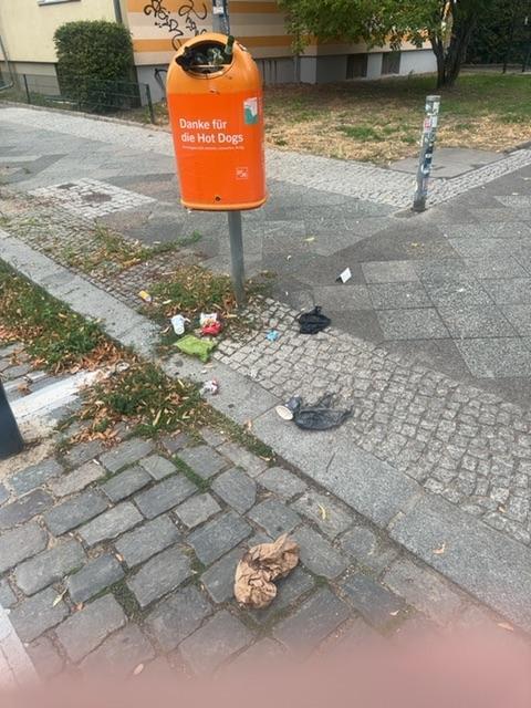 Foto zur Meldung: Abfall - Papierkörbe