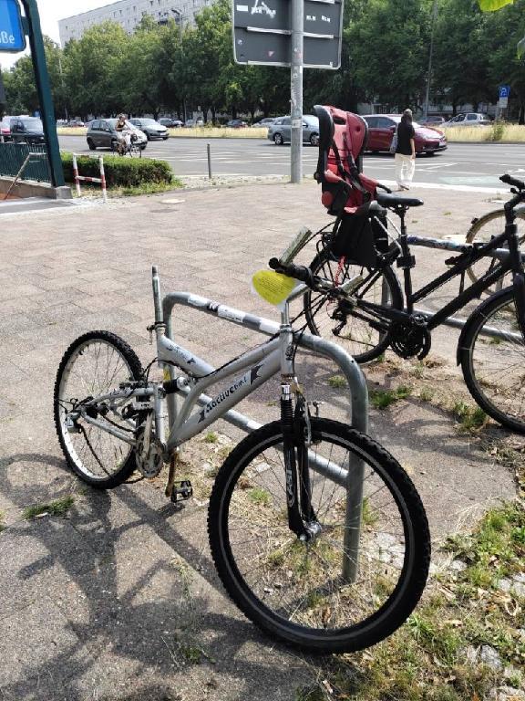 Foto zur Meldung: Abfall - Schrottfahrräder liste