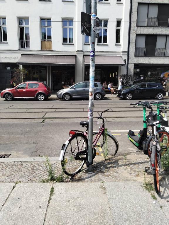Foto zur Meldung: Abfall - Schrottfahrräder liste