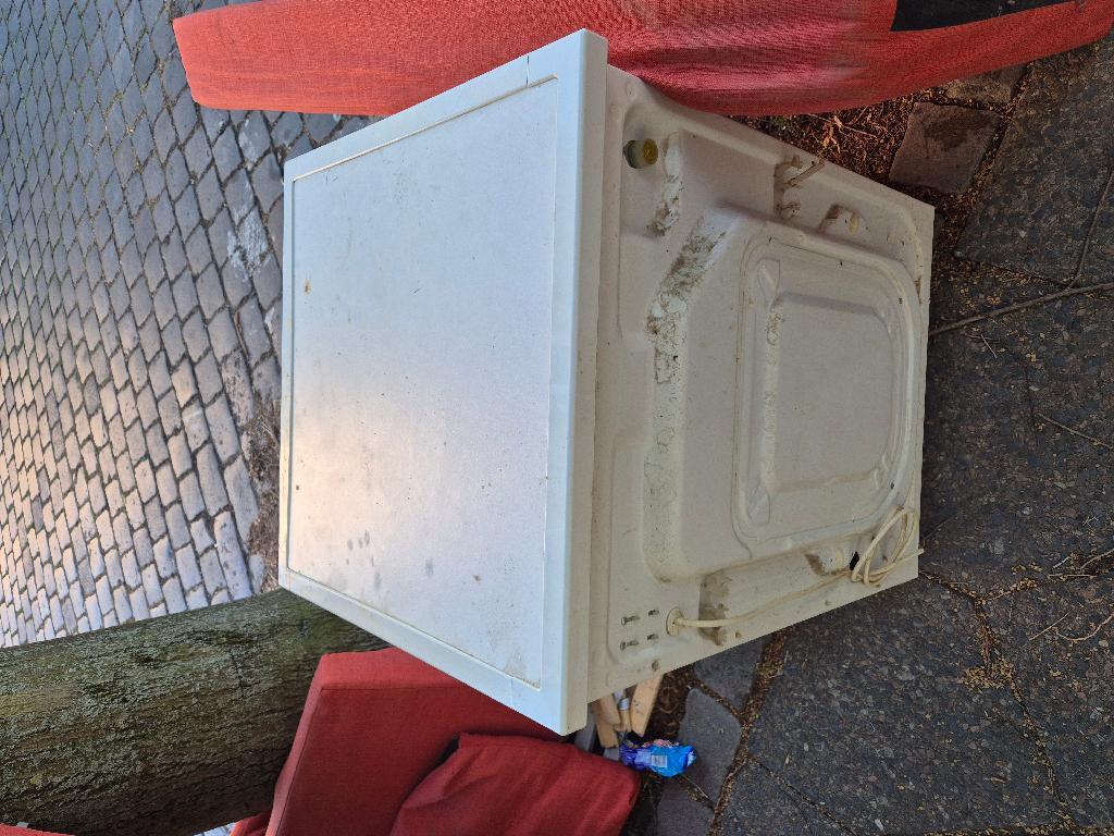 Foto zur Meldung: Abfall - Elektroschrott