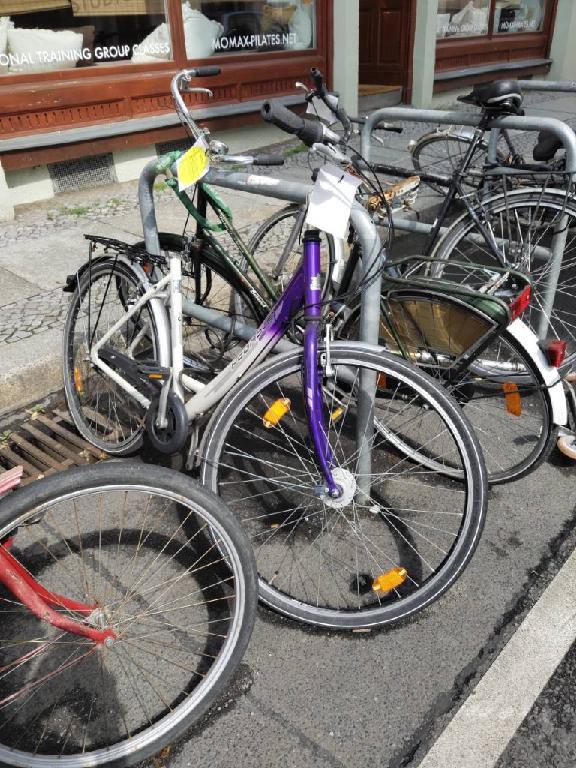 Foto zur Meldung: Abfall - Schrottfahrräder liste