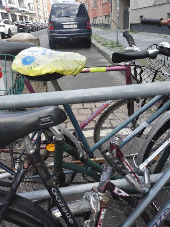 Foto zur Meldung: Abfall - Schrottfahrräder
