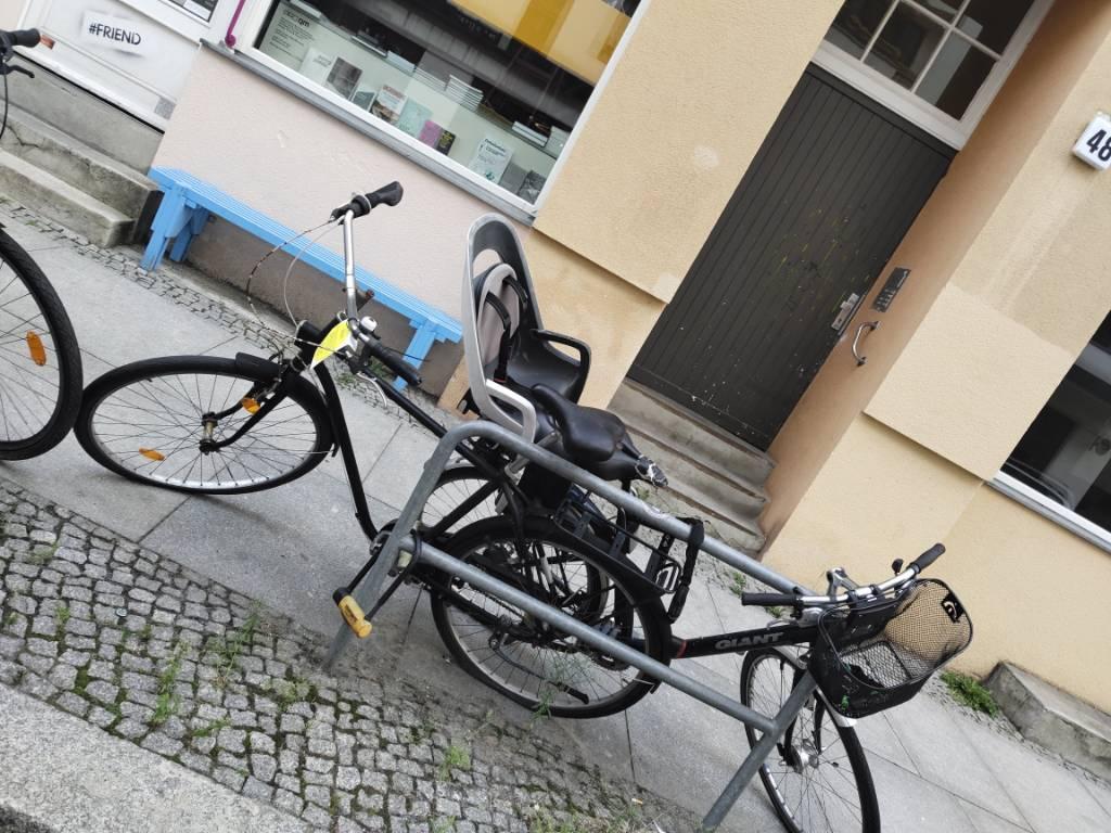 Foto zur Meldung: Abfall - Schrottfahrräder