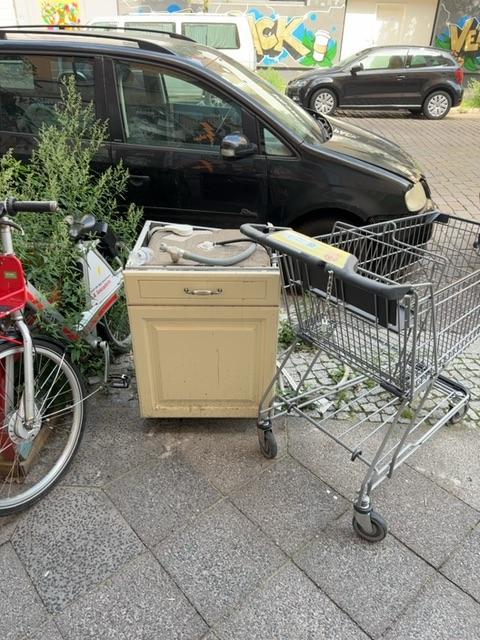 Foto zur Meldung: Abfall - Elektroschrott