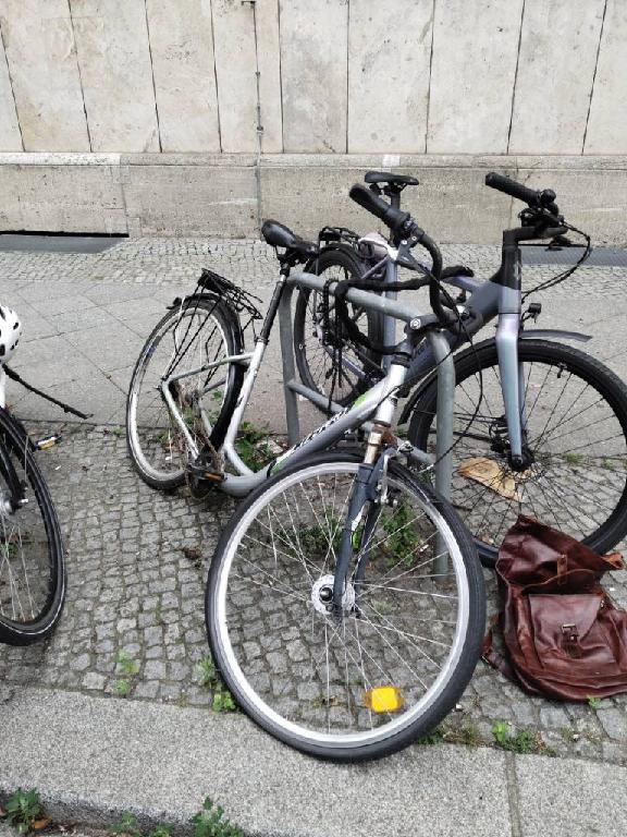 Foto zur Meldung: Abfall - Schrottfahrräder liste