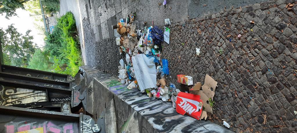Foto zur Meldung: Abfall - Müllablagerung