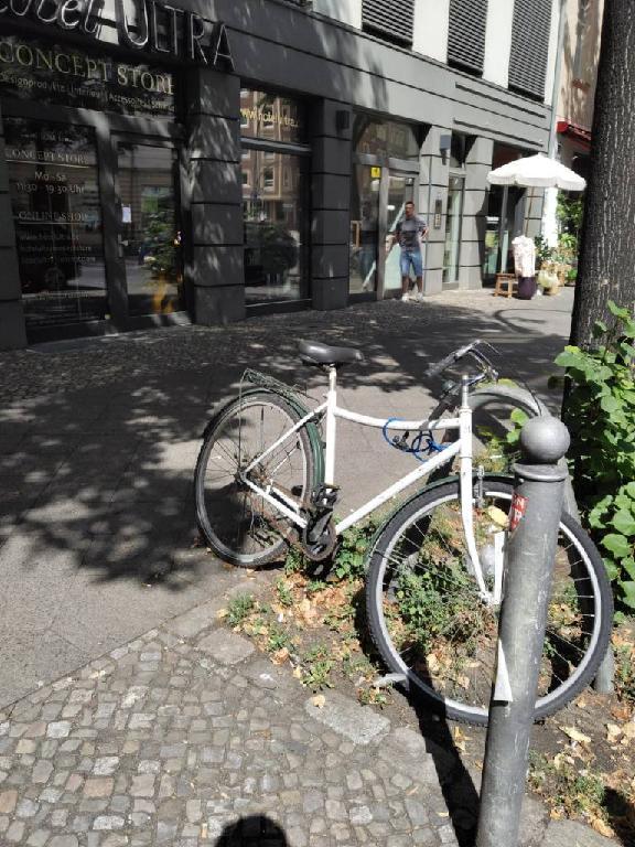 Foto zur Meldung: Abfall - Schrottfahrräder liste