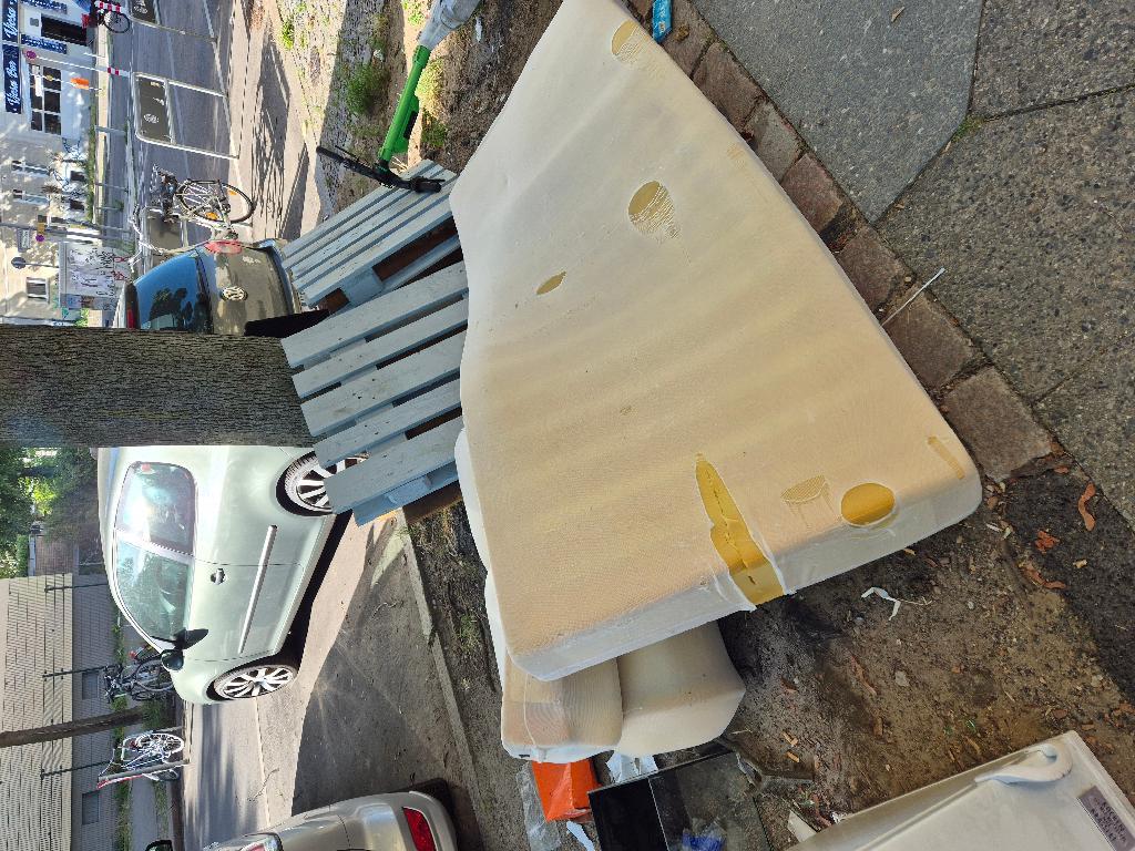 Foto zur Meldung: Abfall - Sperrmüll