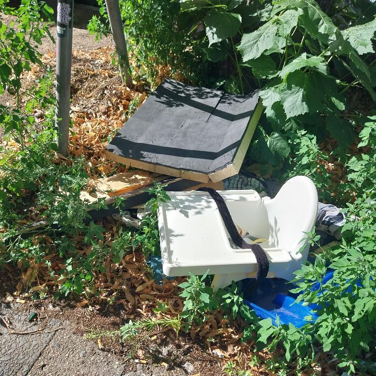 Foto zur Meldung: Abfall - Sperrmüll
