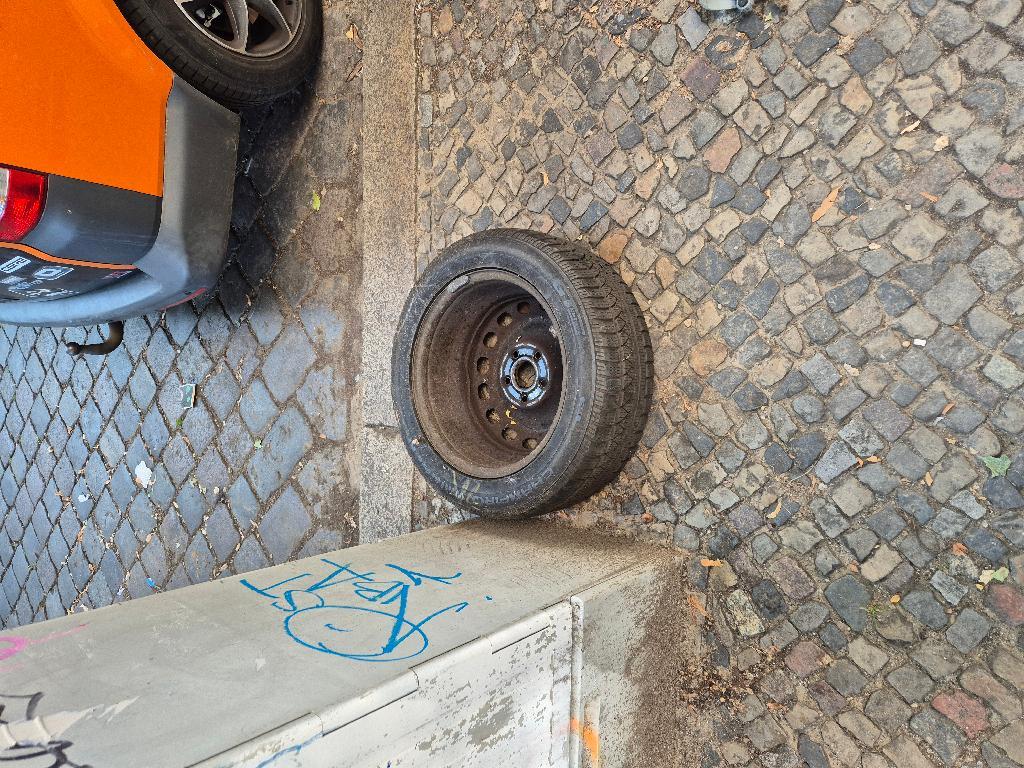Foto zur Meldung: Abfall - Elektroschrott